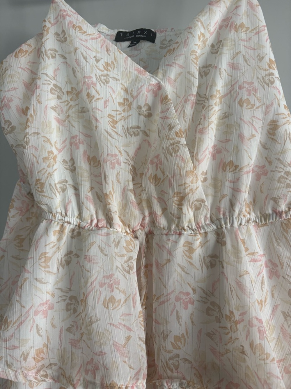 Trixxi dress - Picture 3 of 9